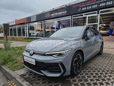Gris / plata Usado 2024 VW Golf R-line Berlina | 34.990 €
