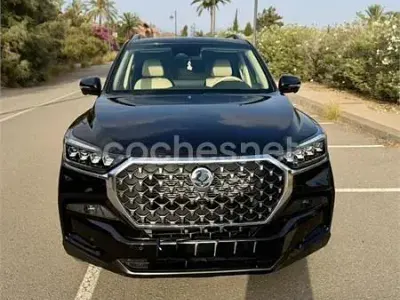 Usado SsangYong Rexton 202 CV (148 kW) 2024 Negro SUV
