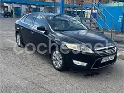 Usado Ford Mondeo Ghia 130 CV (95 kW) 2007 Negro Berlina