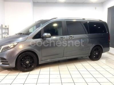 Usado Mercedes V250 Avantgarde 190 CV (139 kW) 2022 Gris / plata Monovolumen