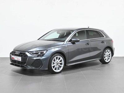 Usado Audi A3 S-Line 150 CV (110 kW) 2025 Gris / plata Berlina