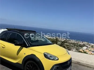 Usado Opel Adam Rocks 87 CV (63 kW) 2016 Amarillo Utilitario