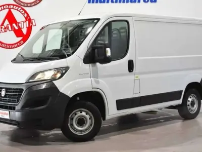 Usado Fiat Ducato 120 CV (88 kW) 2021 Blanco Van