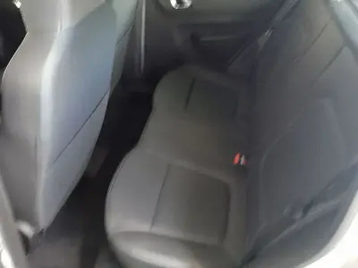 Usado Dacia Spring Expression 33 kW (45 CV) 2023 Gris Utilitario