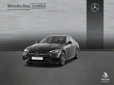 Usado Mercedes C200 AMG line 163 CV (119 kW) 2023 Negro Berlina