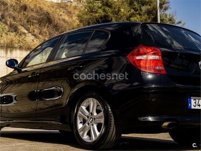 Usado BMW 118 143 CV (105 kW) 2008 Negro Utilitario