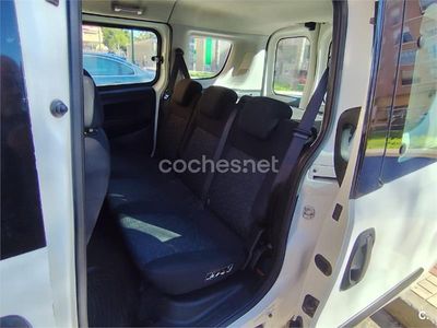 Blanco Usado 2015 Opel Combo Expression Monovolumen | 7500 € (Un poco caro)