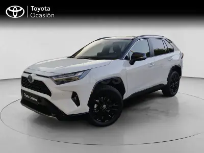 Usado Toyota RAV4 Hybrid Style 218 CV (160 kW) 2025 Blanco SUV