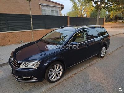 Usado VW Passat Highline 170 CV (125 kW) 2011 Azul Familiar
