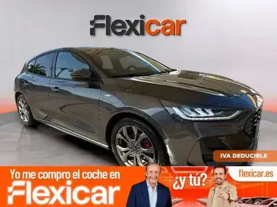 Usado Ford Focus ST-Line 125 CV (91 kW) 2022 Gris Berlina