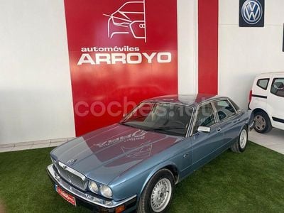 Gris / plata Usado 1989 Jaguar XJ6 Sovereign Berlina | 9990 €