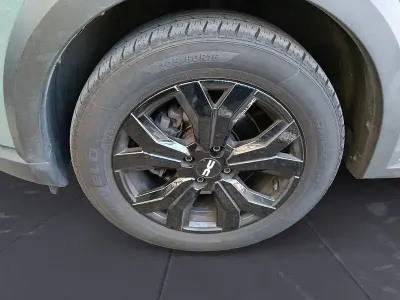 Usado Dacia Jogger Extreme 100 CV (73 kW) 2023 Verde Monovolumen