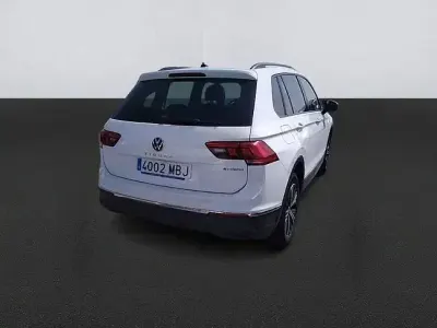 Używany VW Tiguan Life 245 KM (180 kW) 2022 Biały SUV