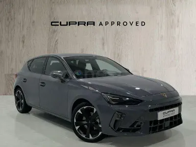Begagnad Cupra Leon 150 HK (110 kW) 2025 Grå Sedan