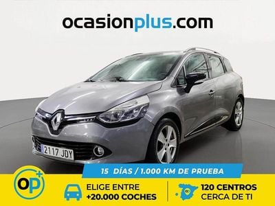 Usado Renault Clio GrandTour Dynamique 90 CV (66 kW) 2015 Gris Familiar