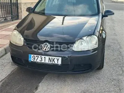 Usado VW Golf IV Trendline 102 CV (75 kW) 2006 Negro Berlina