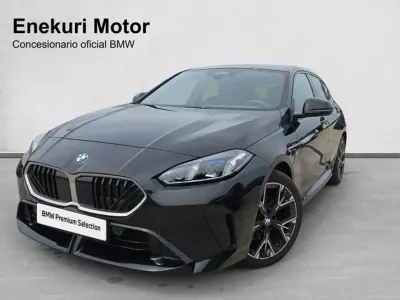 Usado BMW 120 Comfort Edition 163 CV (119 kW) 2025 Negro Utilitario