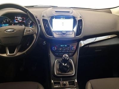 Usado Ford Kuga Titanium 120 CV (88 kW) 2017 SUV