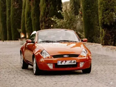 Usado Ford StreetKa 95 CV (69 kW) 2004 Naranja Descapotable