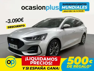 Usado Ford Focus ST-Line 155 CV (114 kW) 2024 Gris Familiar