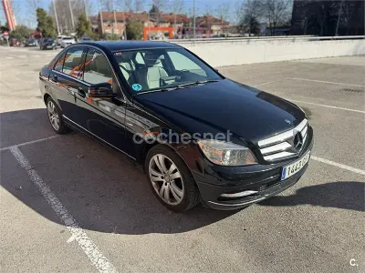 Usado Mercedes C250 204 CV (150 kW) 2010 Negro Berlina