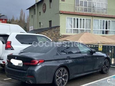 Gris / plata Usado 2020 BMW 530 Comfort Edition Berlina | 48.000 €