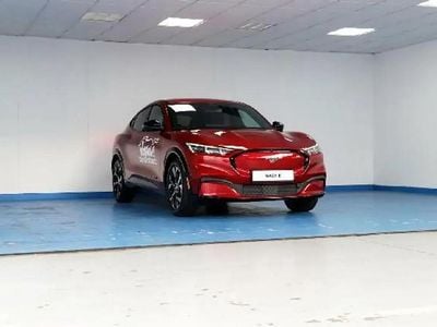 Occasion Ford Mustang Mach-E Extended Range 258 kW (351 PK) 2022 Rood SUV