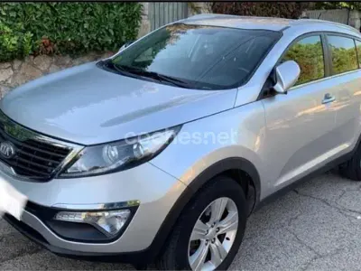 Usado Kia Sportage 115 CV (84 kW) 2013 Gris / plata SUV