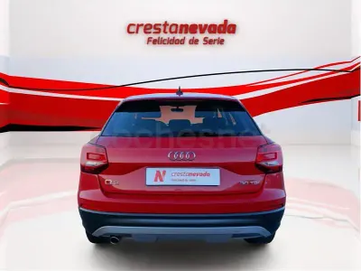 Usado Audi Q2 Design 116 CV (85 kW) 2019 Rojo SUV