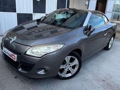 Usado Renault Mégane Cabriolet Dynamique 130 CV (95 kW) 2010 Gris Descapotable