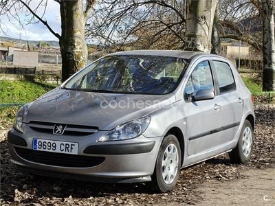 Gris / plata Usado 2004 Peugeot 307 Berlina | 3300 € (Precio justo)