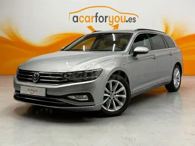 Usado VW Passat Executive 150 CV (110 kW) 2020 Gris / plata Familiar