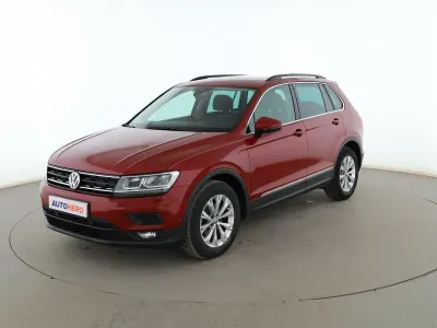Usado VW Tiguan Advance 150 CV (110 kW) 2019 Rojo SUV