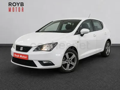 Usado Seat Ibiza Style 105 CV (77 kW) 2013 Blanco Utilitario