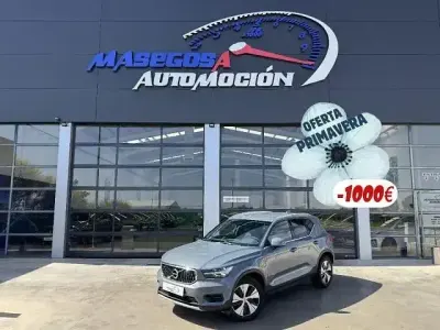 Usado Volvo XC40 Inscription 210 CV (154 kW) 2022 Gris SUV