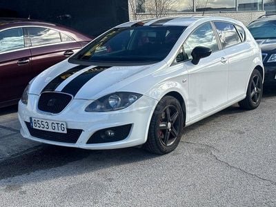 Begagnad Seat Leon Reference 125 HK (91 kW) 2010 Vit Halvkombi