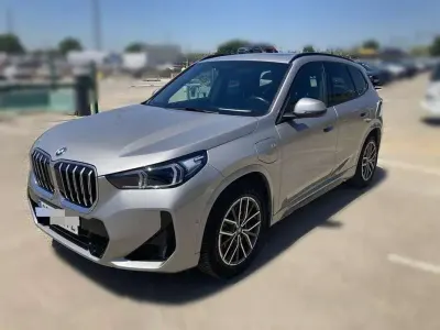 Usado BMW X1 245 CV (180 kW) 2025 Gris SUV