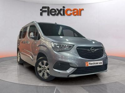 Usado Opel Combo Elegance 131 CV (96 kW) 2021 Gris Monovolumen
