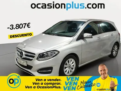 Usado Mercedes B180 122 CV (89 kW) 2018 Gris Utilitario