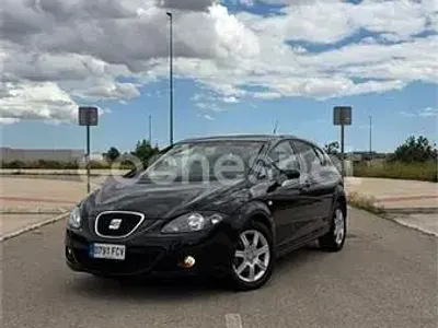 Usado Seat Leon Sport 105 CV (77 kW) 2006 Negro Utilitario