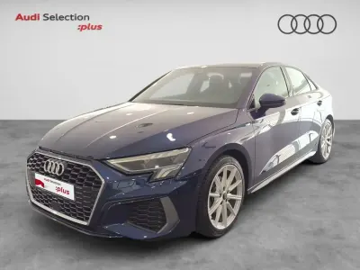 Usado Audi A3 S-Line 150 CV (110 kW) 2023 Azul Berlina
