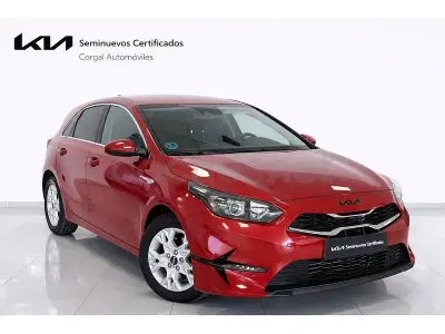 Usado Kia Ceed 100 CV (73 kW) 2022 Rojo Utilitario
