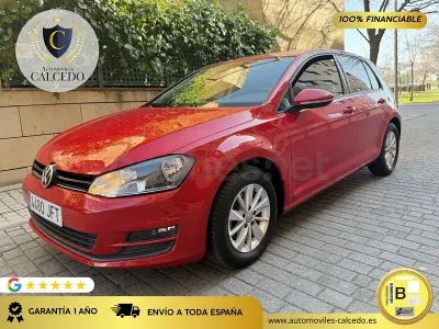 Usado VW Golf VII Edition 105 CV (77 kW) 2015 Rojo Berlina