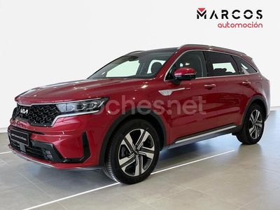 Rojo Usado 2023 Kia Sorento SUV | 46.000 € (Caro)