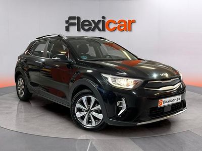 Usado Kia Stonic 84 CV (61 kW) 2023 Negro SUV