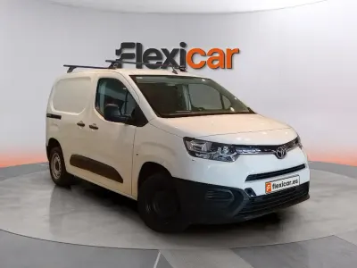 Usado Toyota Proace City City 102 CV (75 kW) 2021 Blanco Monovolumen