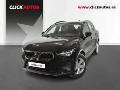 Begagnad Volvo XC40 163 HK (119 kW) 2025 Svart SUV