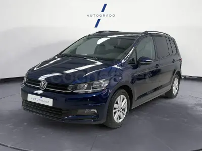 Usado VW Touran Business 115 CV (84 kW) 2020 Azul Monovolumen