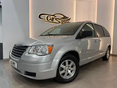 Usado Chrysler Grand Voyager Limited 163 CV (119 kW) 2008 Gris Monovolumen