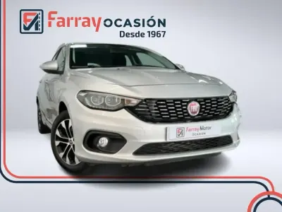 Usado Fiat Tipo Life 95 CV (69 kW) 2020 Gris / plata Berlina